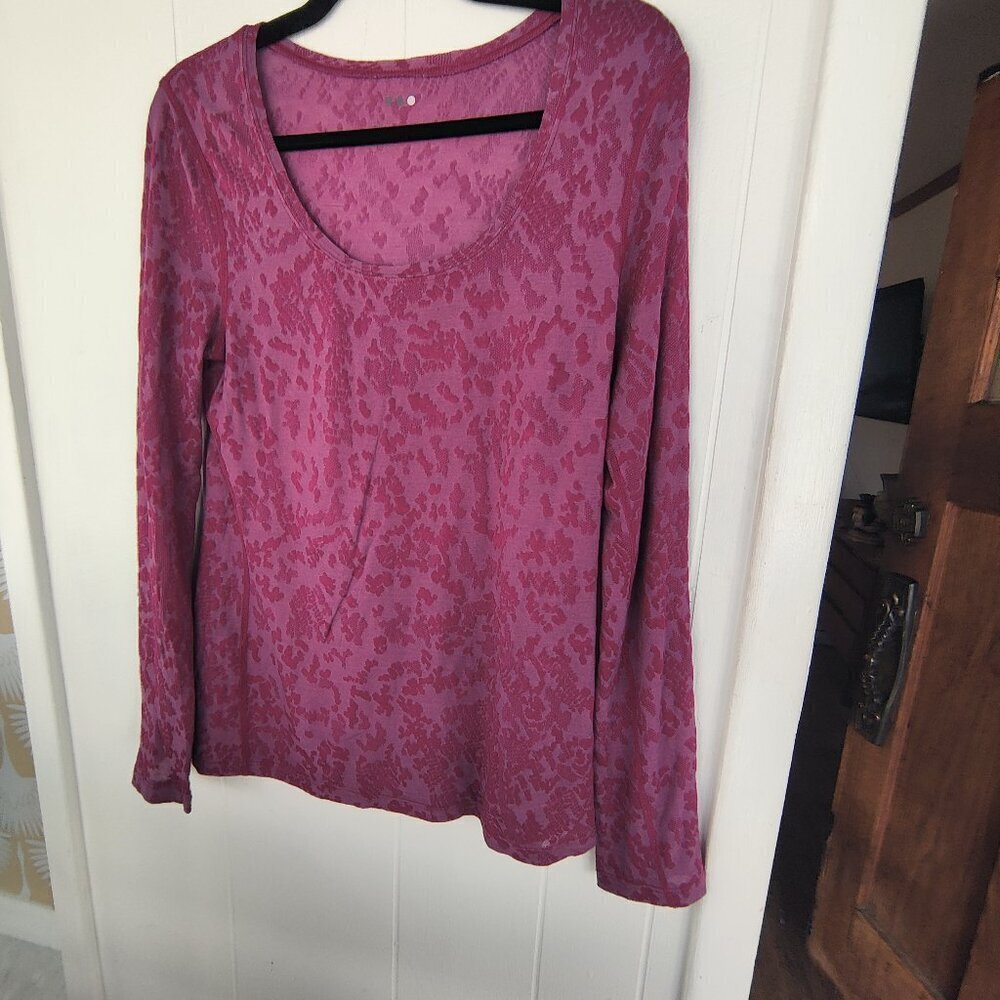 Three Dots textured scoop neck long sleeved top. Pink and Magenta Perfect, Comfy